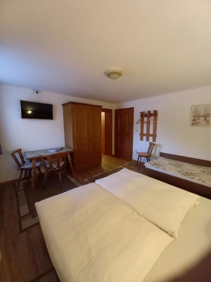 Bed and Breakfast Haus Tannegg Петтной-ам-Арльберг Екстер'єр фото